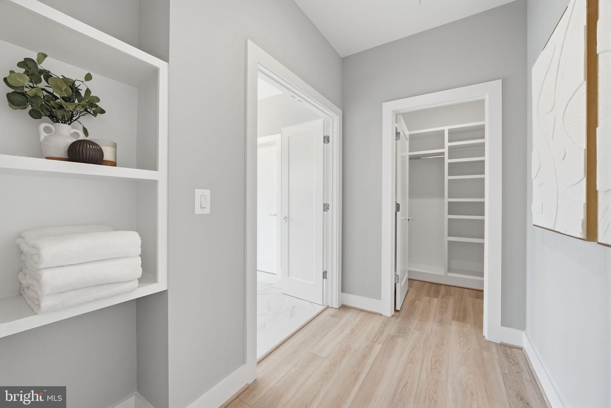 1203 Cottage Street Sw. Vienna, VA 22180