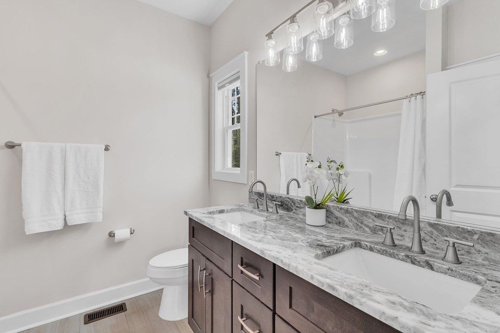 3135 Irvington Road. Irvington, VA 22480