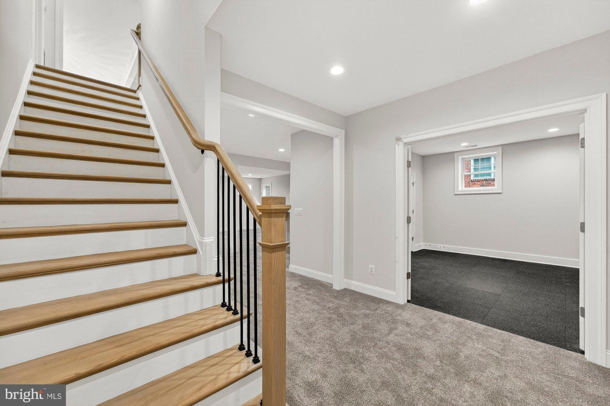 6712 Moly Drive. Falls Church, VA 22046