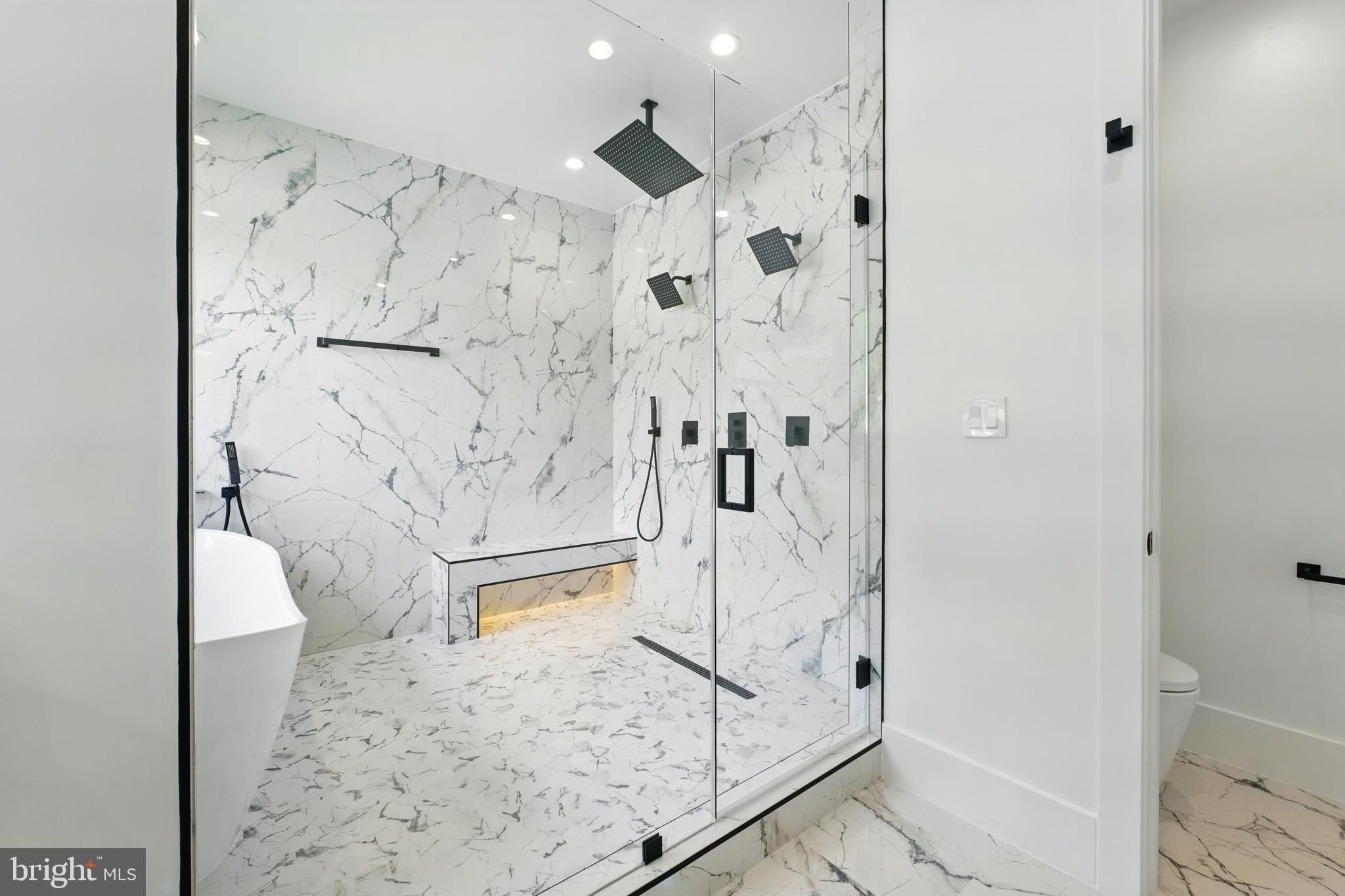 103 Saint Andrews Drive Ne. Vienna, VA 22180