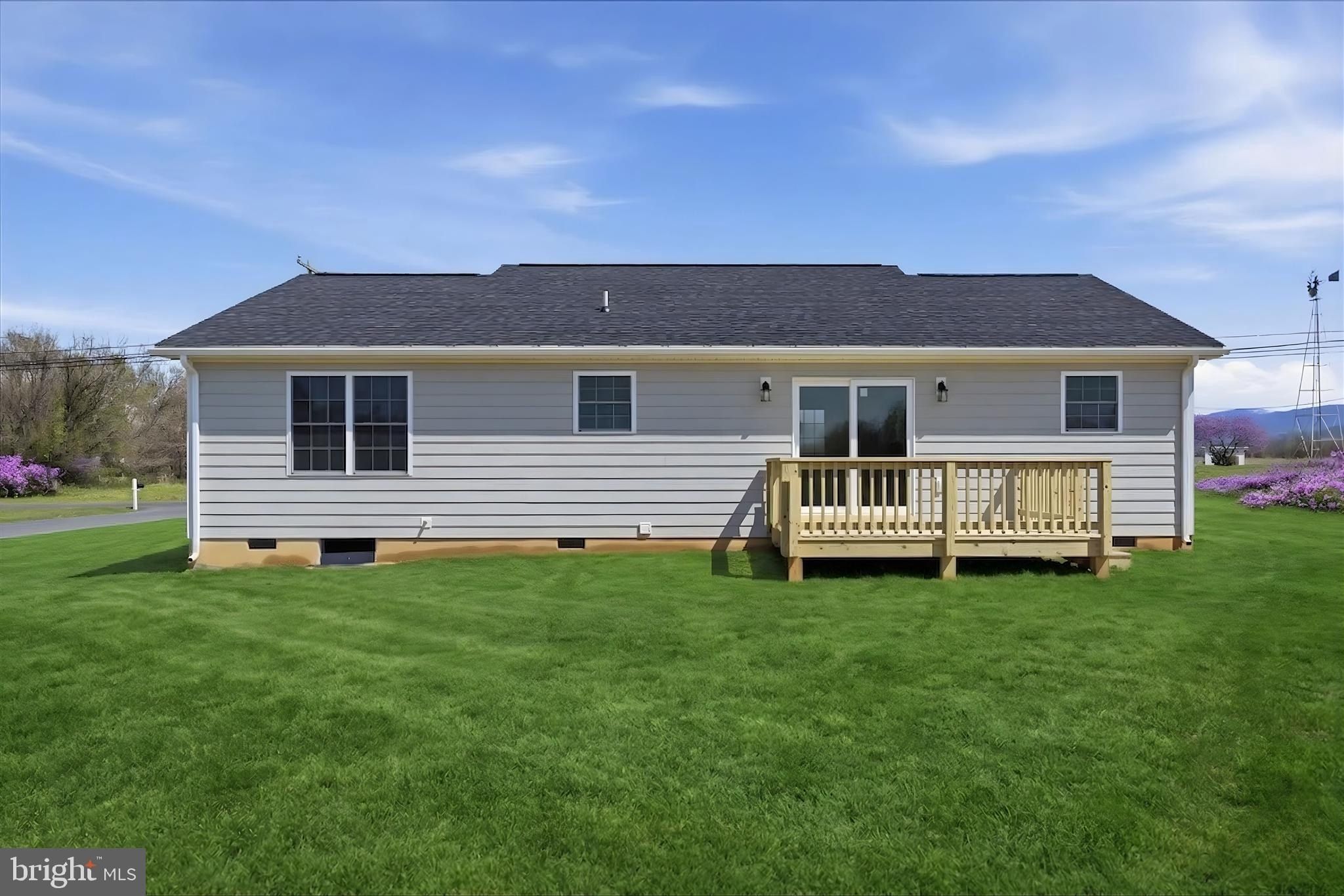 178 Reservoir Ave. Luray, VA 22835