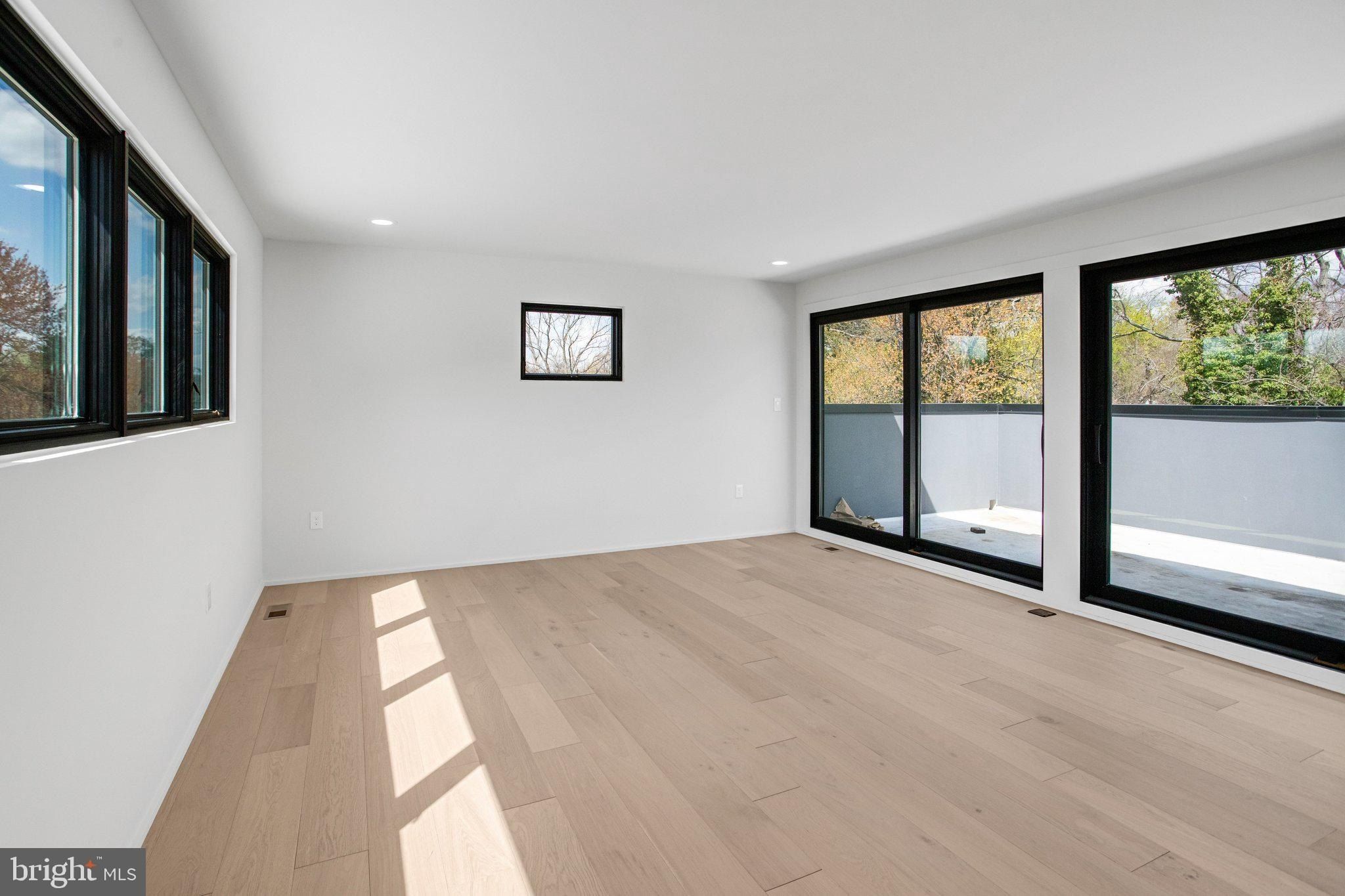 8313 Syracuse Circle. Vienna, VA 22180