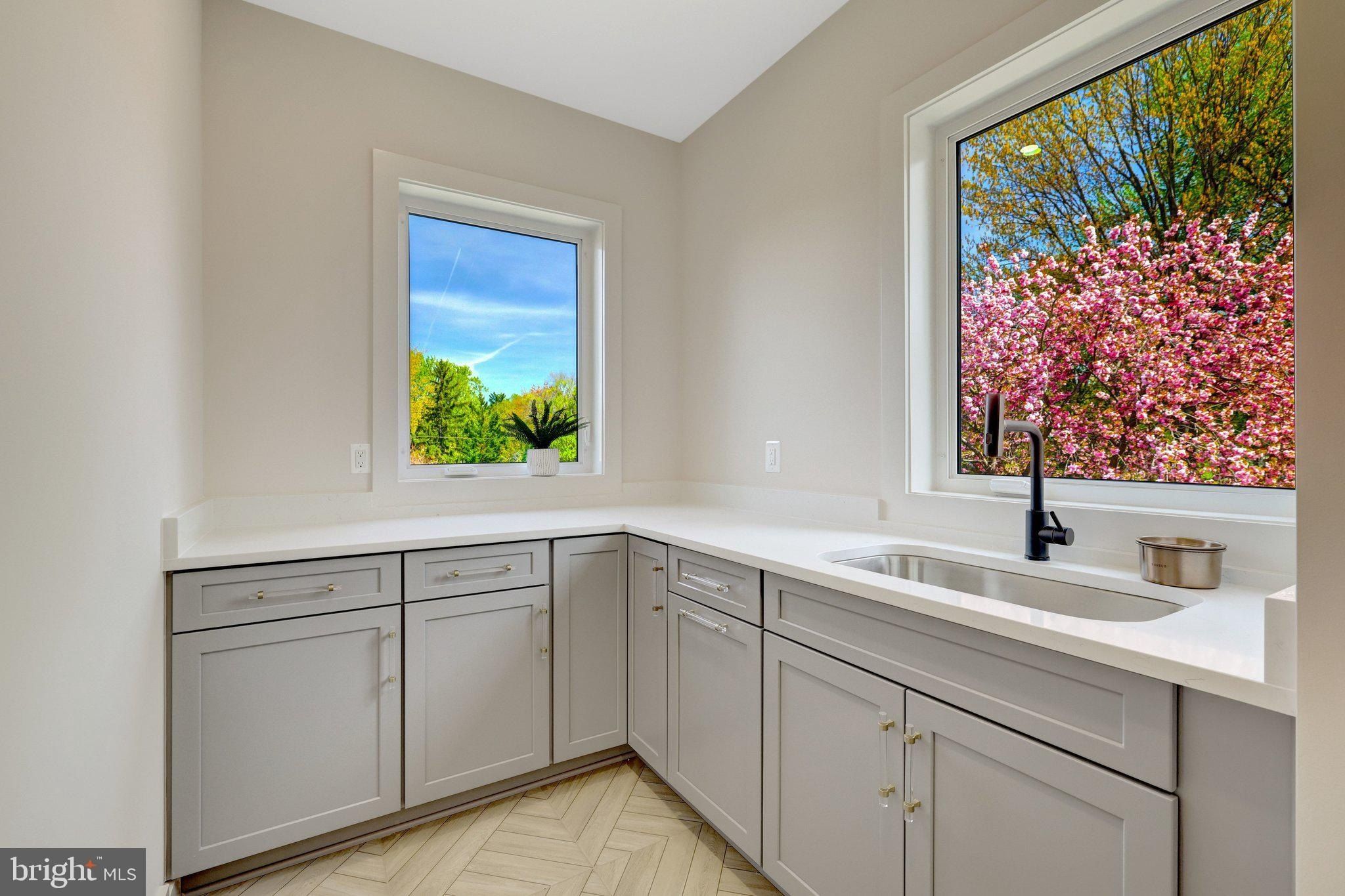 6605 Jerry Place. McLean, VA 22101