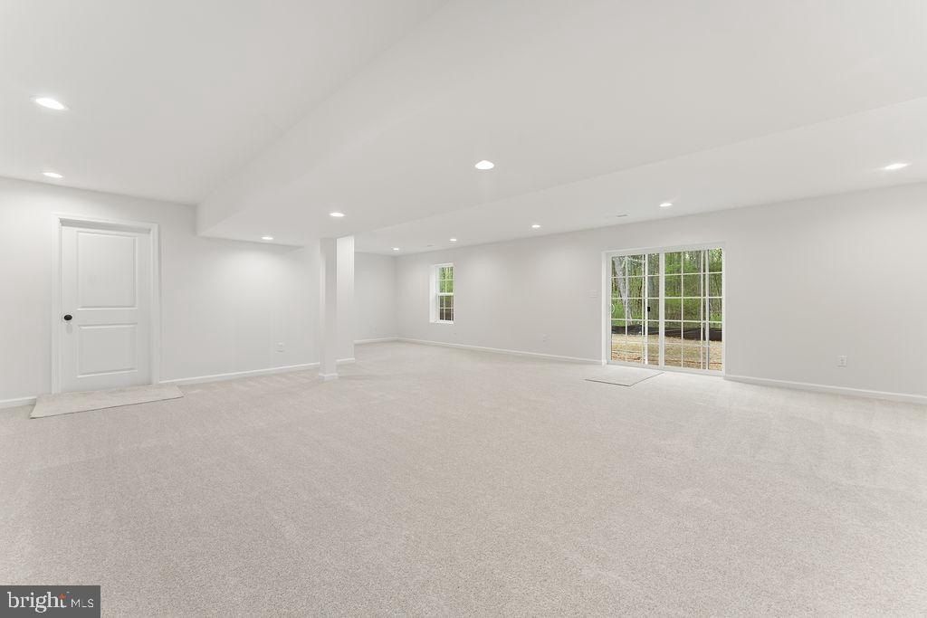 729 Vawter Corner Road. Louisa, VA 23093