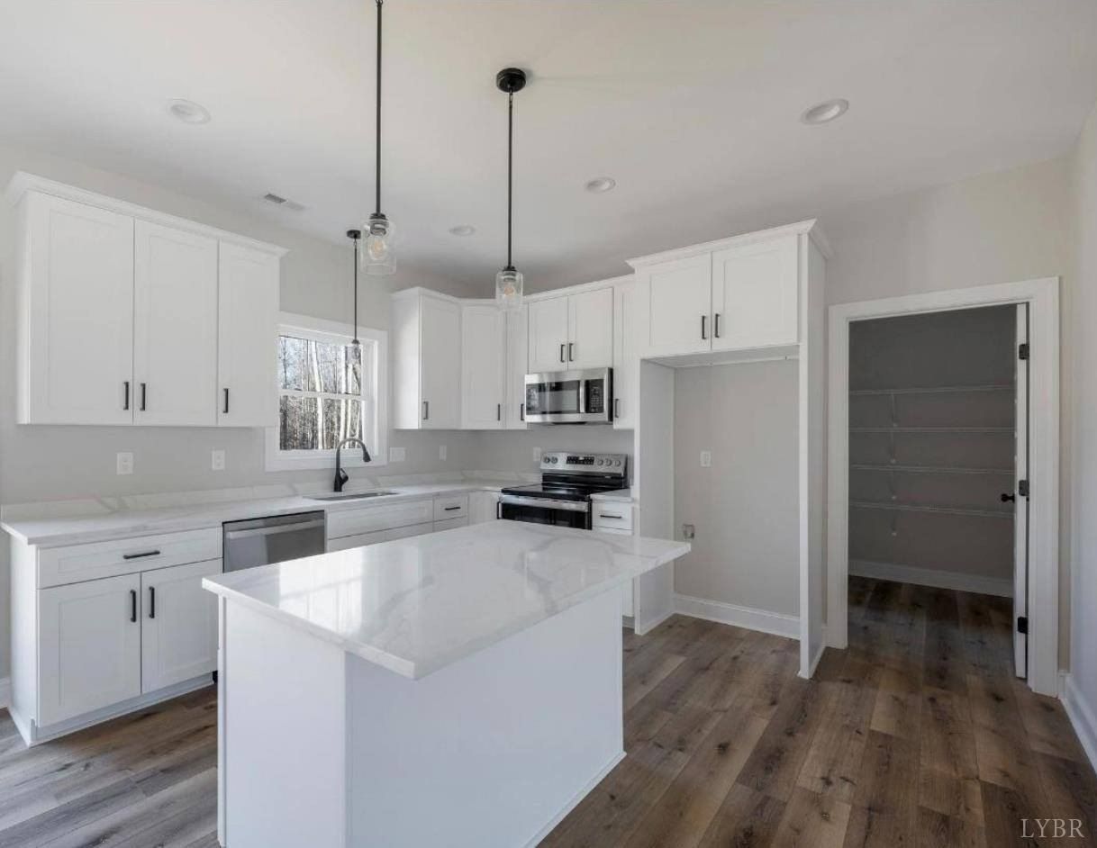 3 Lot Leesville Road. Lynch Station, VA 24571