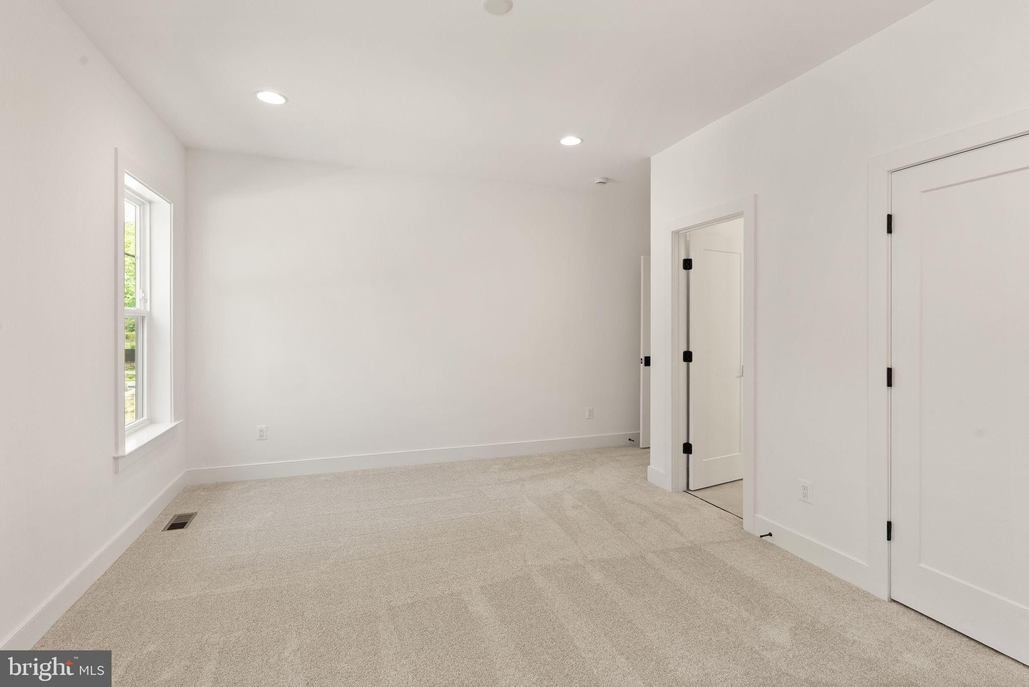 11800 Valley Road. Fairfax, VA 22033