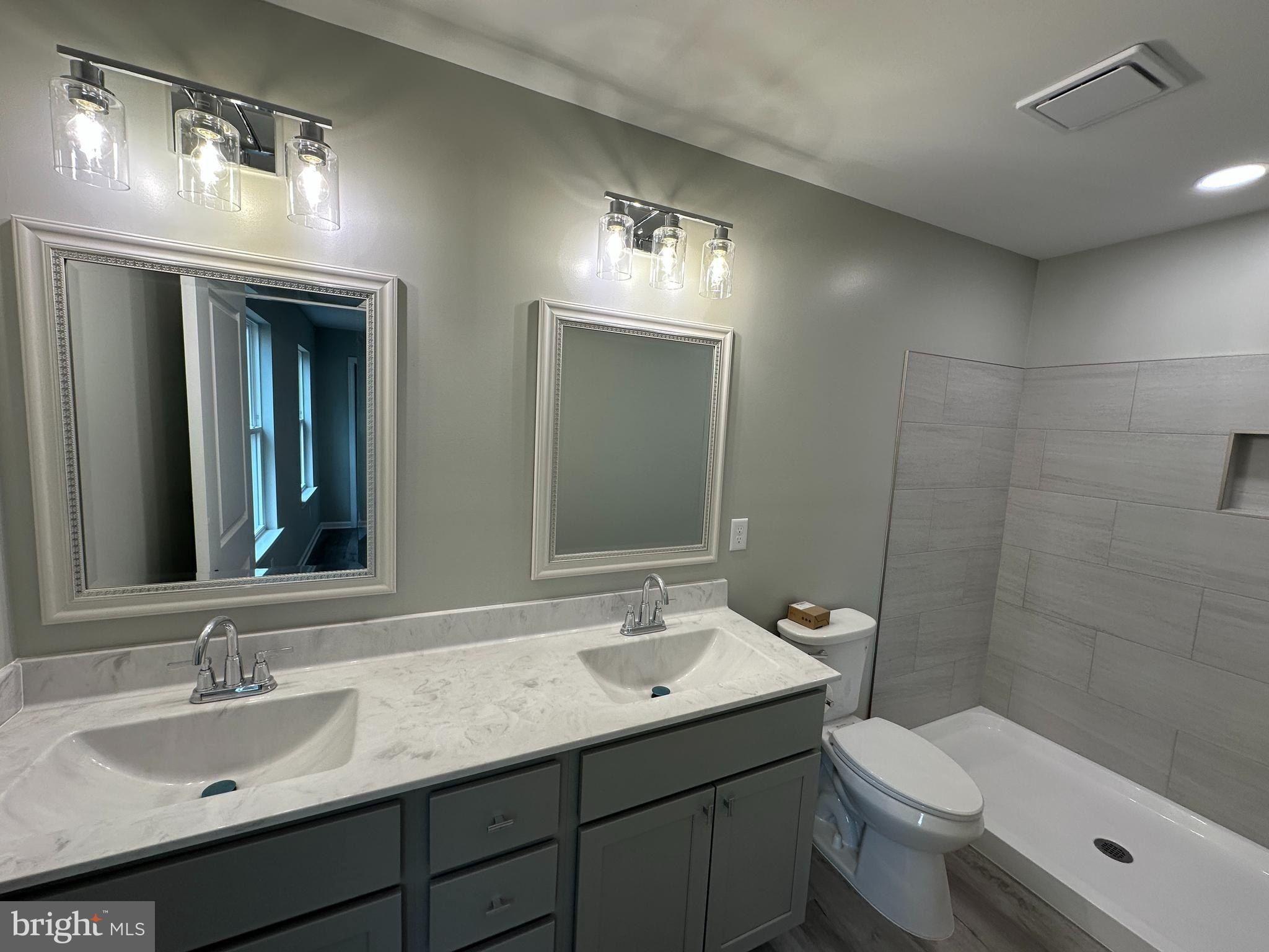 429 Bluebird. Winchester, VA 22602
