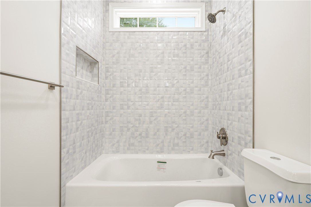 831 Green Ridge Drive. Richmond, VA 23224