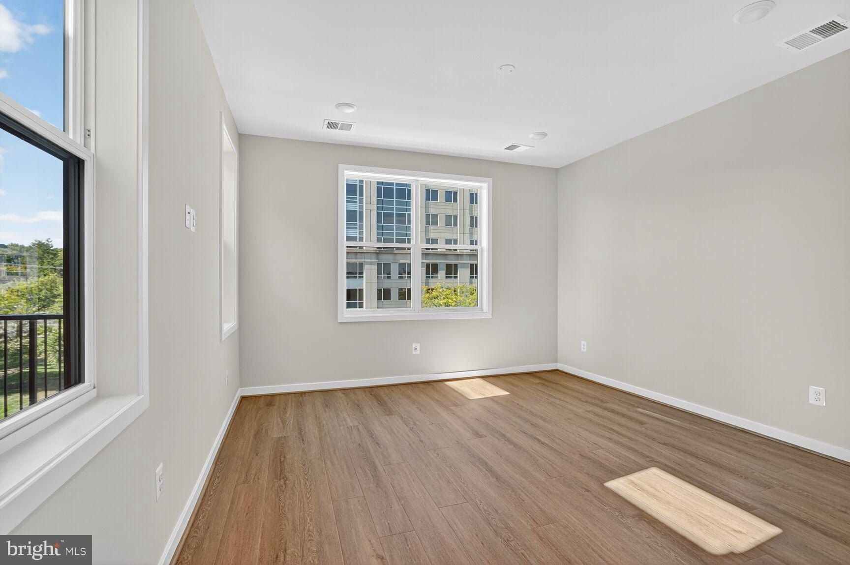 142 Pepperell Street. Alexandria, VA 22304