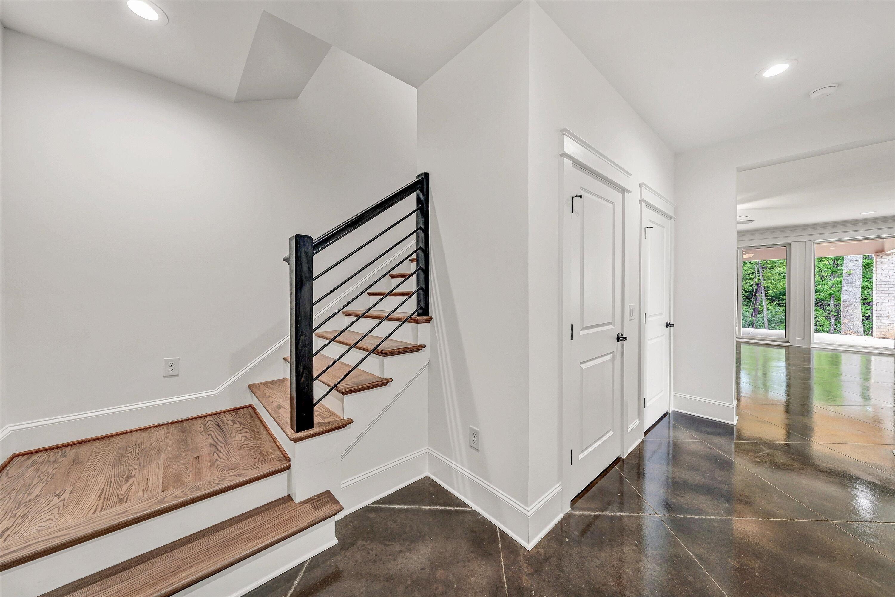 7429 Old Mill Plantation Dr. Roanoke, VA 24018