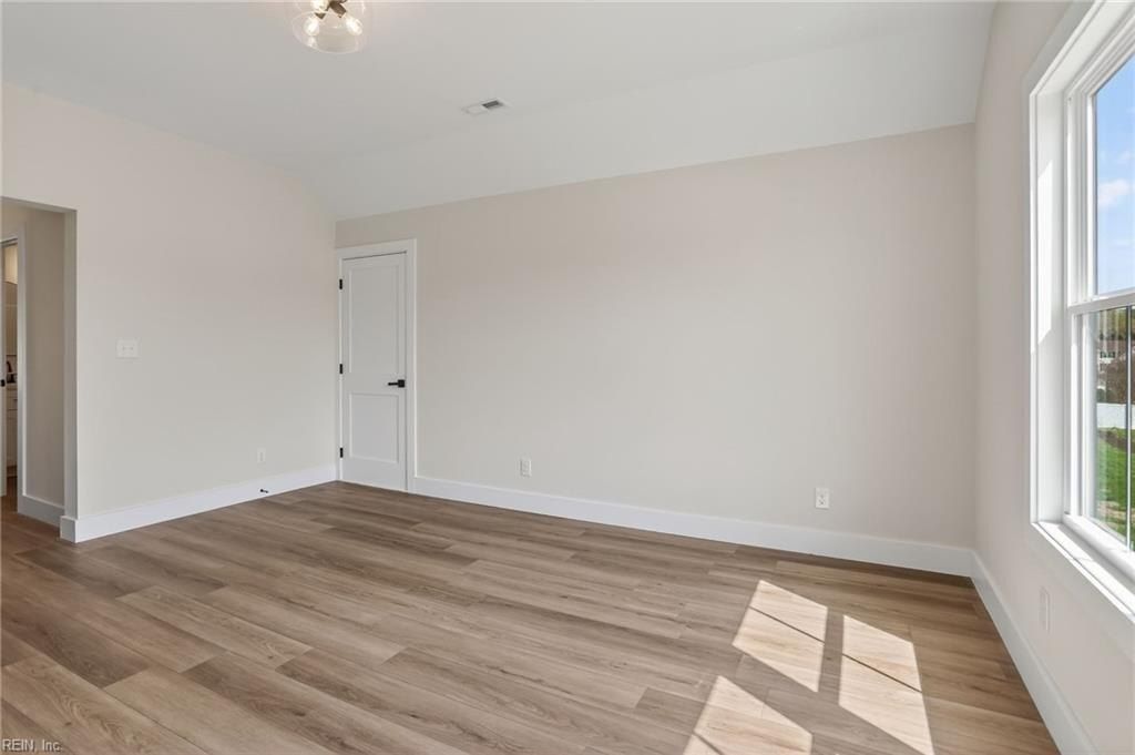 109 Queens Lane. Franklin, VA 23851