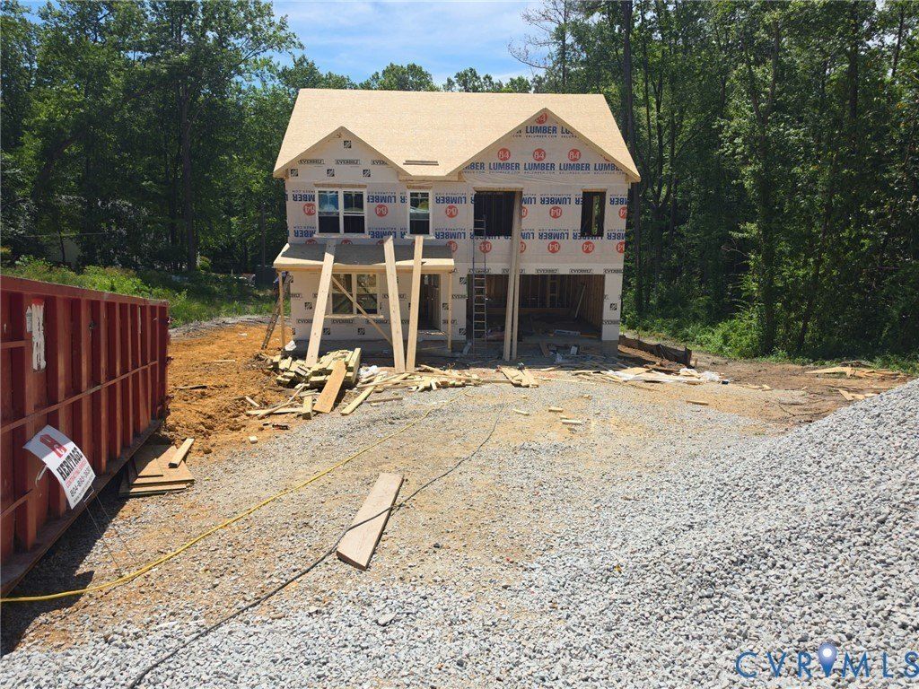 11111  Surry Pl. Chester, VA 23831