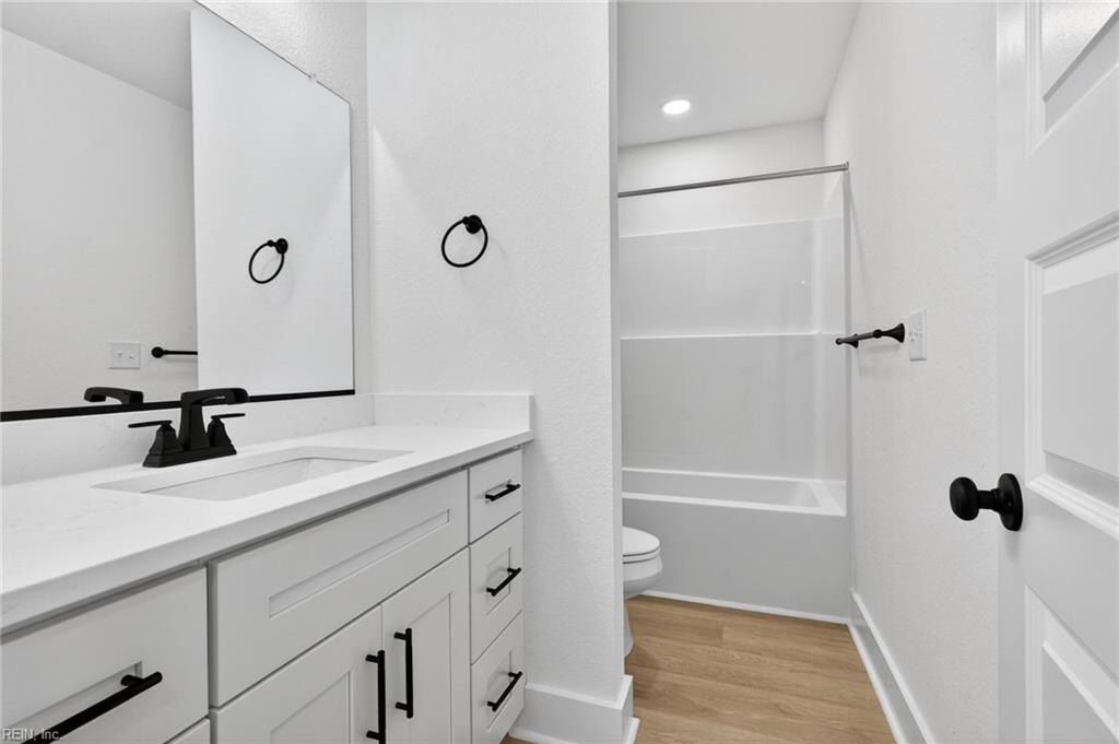 1631 Colonial Avenue. Smithfield, VA 23430