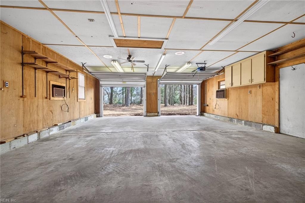 1635 Colonial Avenue. Smithfield, VA 23430