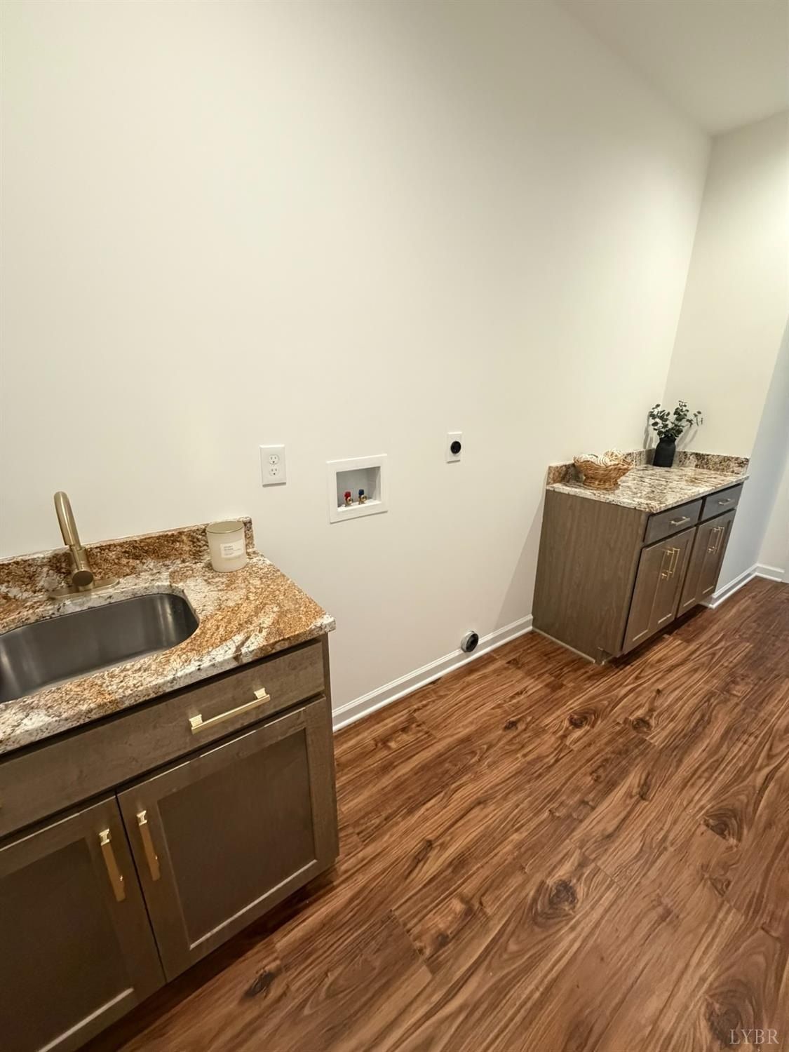 405 Hixburg Road. Pamplin, VA 23958