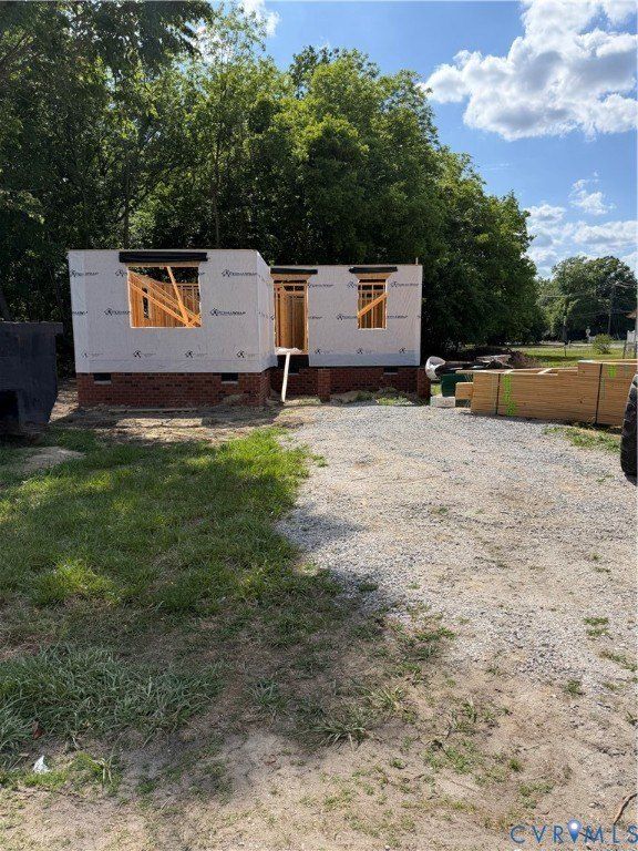 114 Elm Street. Waverly, VA 23890