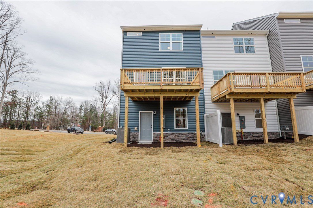 6584 Topsail Point. Richmond, VA 23234