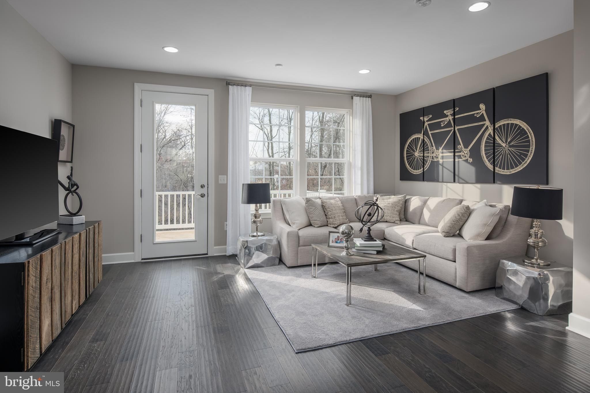 8889 Queensferry Road. Manassas, VA 20112