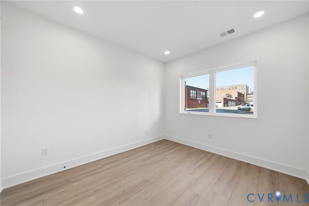 110 Manchester Mews. Richmond, VA 23224