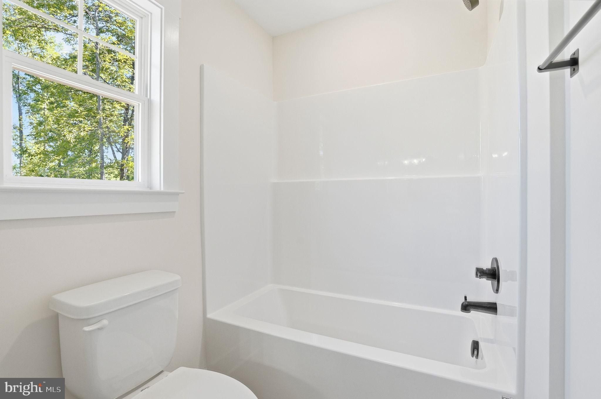 57 Lighthouse Drive. Bumpass, VA 23024