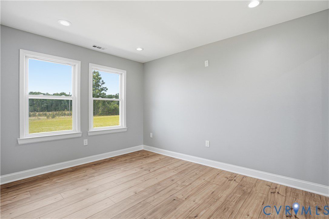 7839 King William Road. Aylett, VA 23009