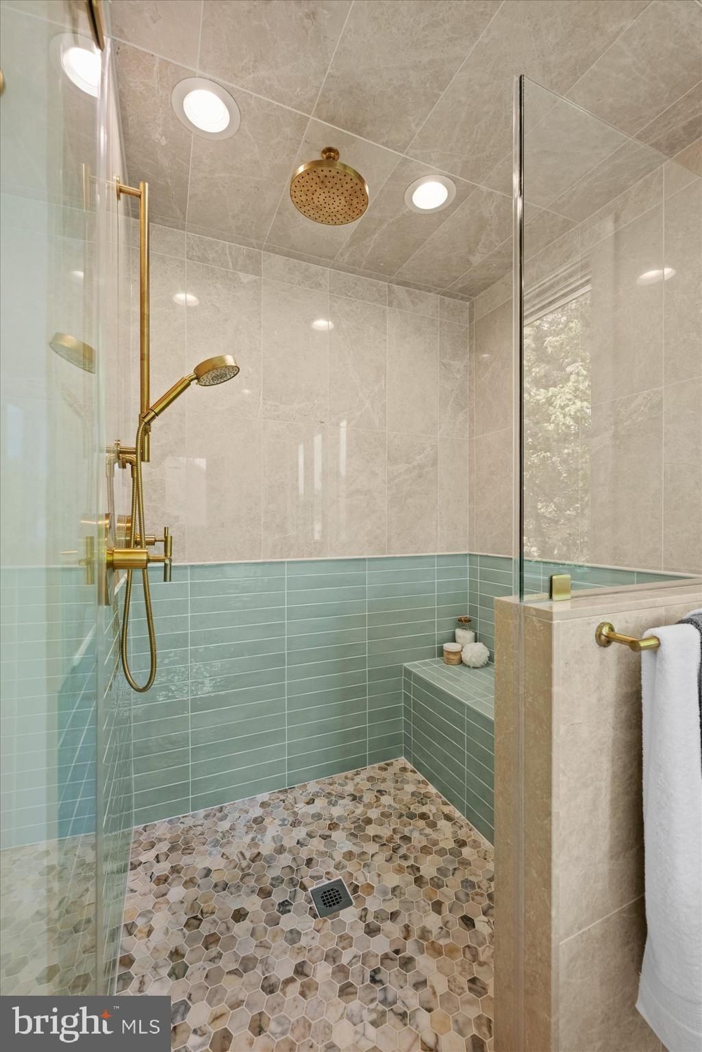 6523 Elmhirst Drive. Falls Church, VA 22043