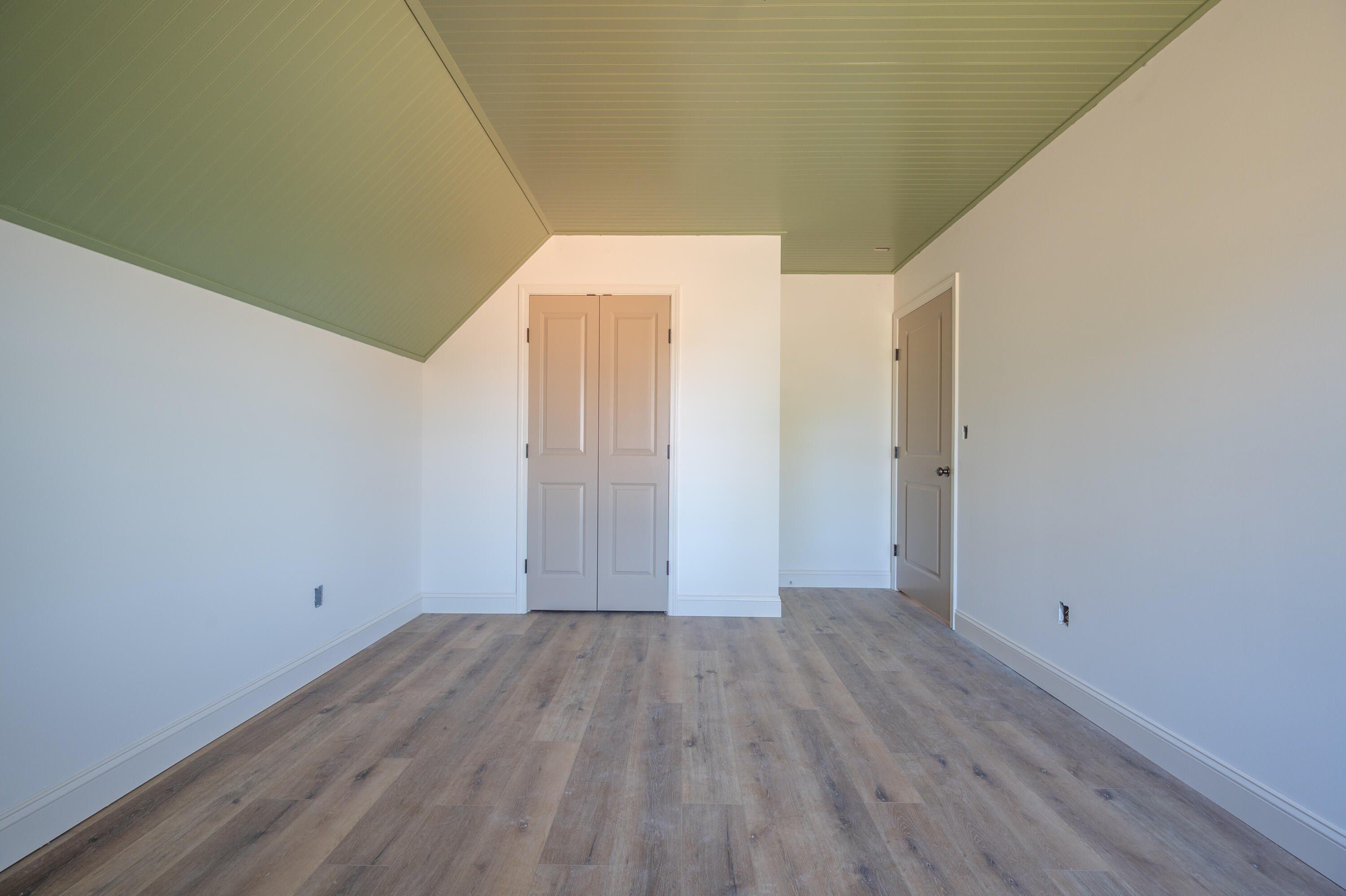591 Edelweiss Trl. Hillsville, VA 24343