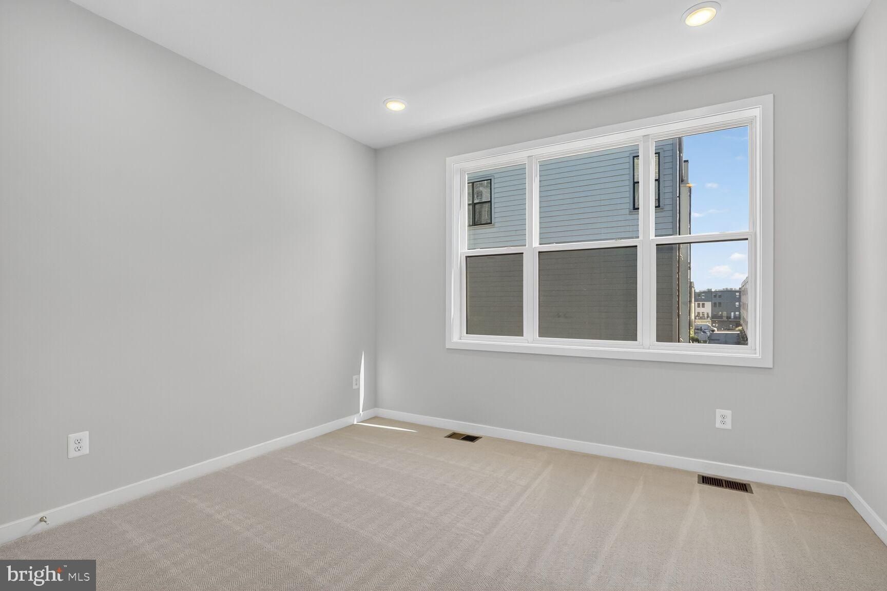 140 Pepperell Street. Alexandria, VA 22304