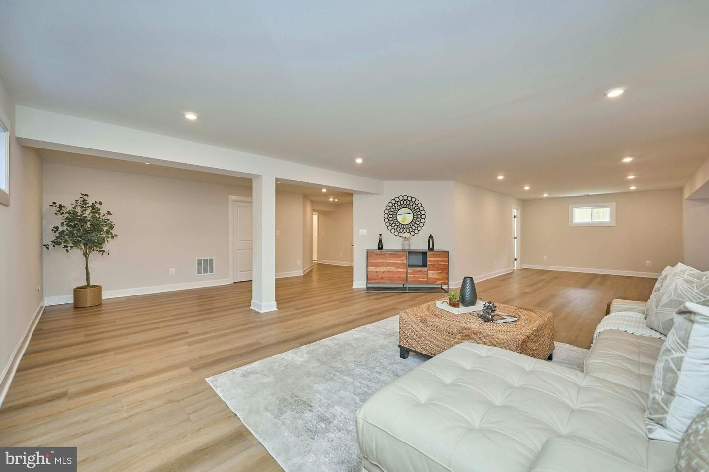 2904 Random Rd. Falls Church, VA 22042