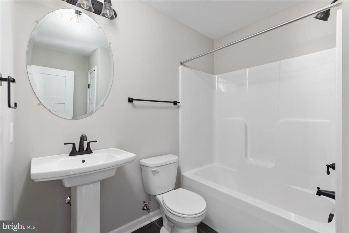 201 E Locust Street. Woodstock, VA 22664