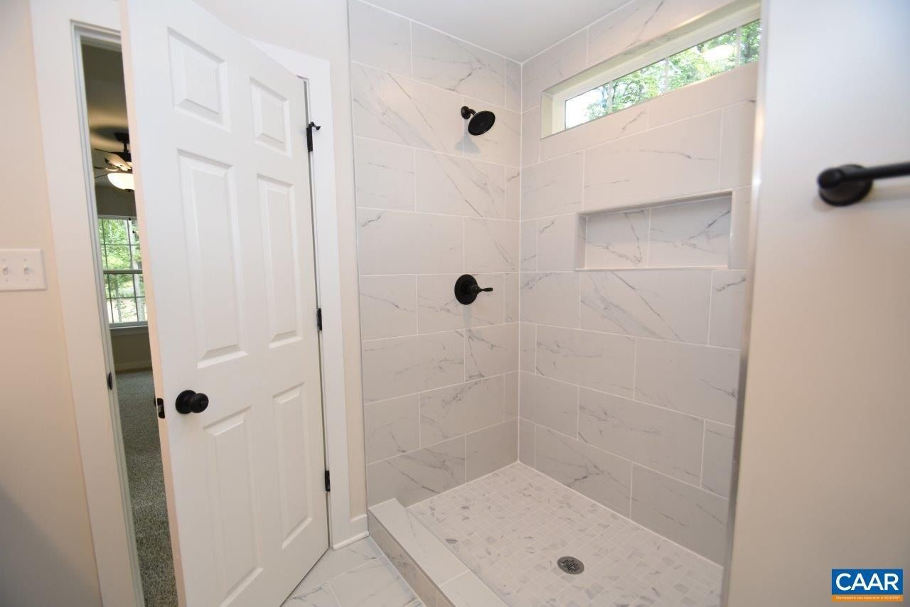 Forest Glen Ln. Palmyra, VA 22963