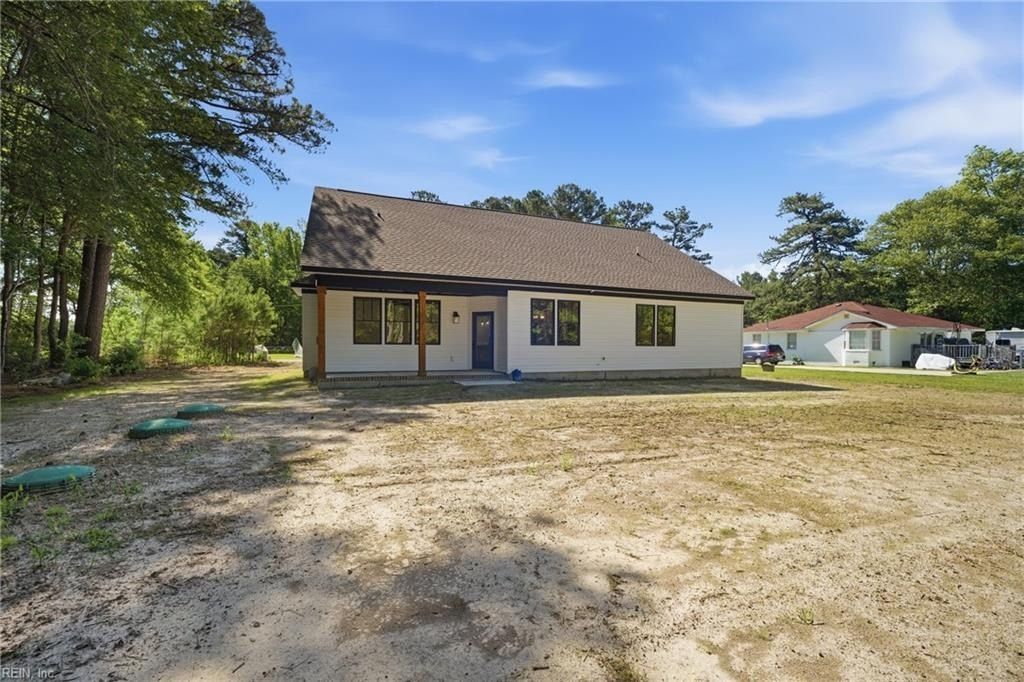 2313 Manning Road. Suffolk, VA 23434