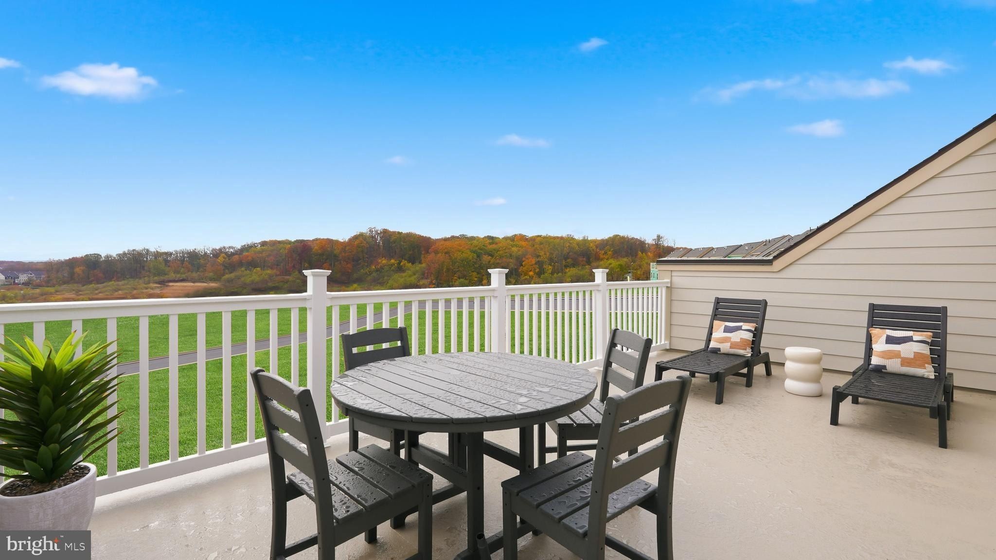 17407 Walnut Grove Way. Dumfries, VA 22026