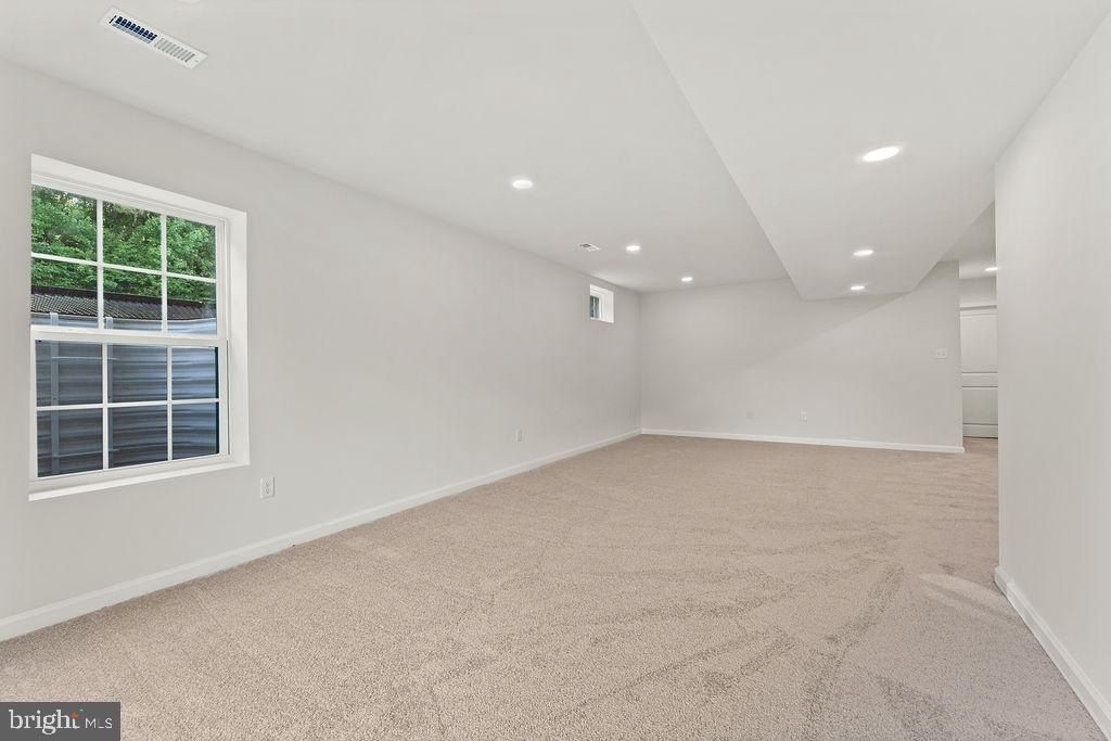 201 Seclusion Shores Drive. Mineral, VA 23117