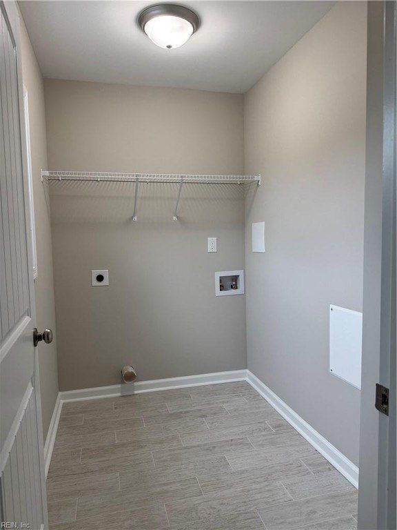 6933 Minnie Avenue. Norfolk, VA 23513
