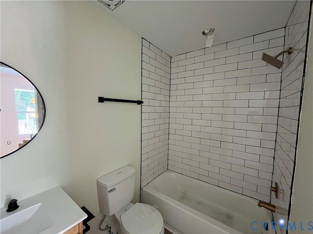 613 Cameron Street. Petersburg, VA 23803