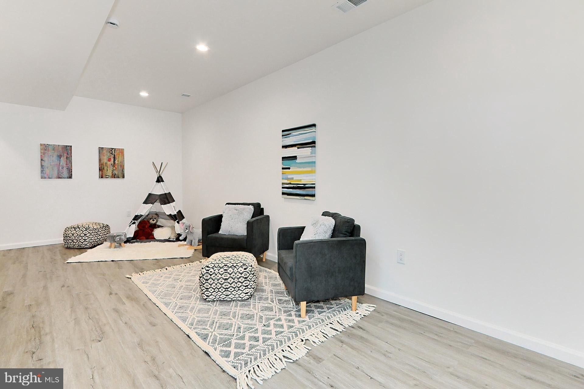 6430 Franconia Road. Springfield, VA 22150