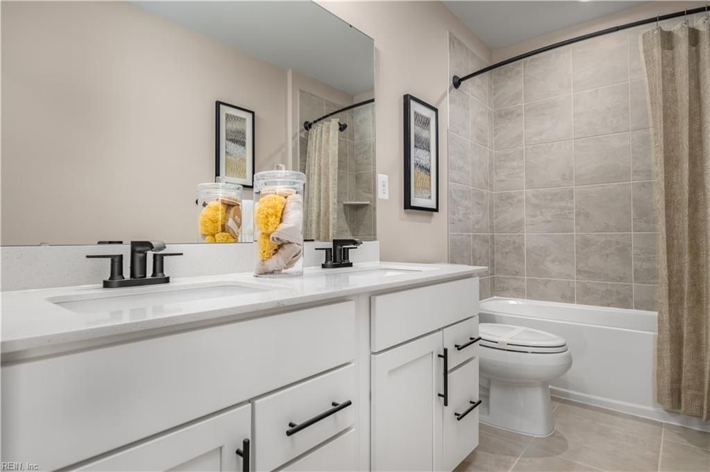 1105 Parkers Ridge. Williamsburg, VA 23188