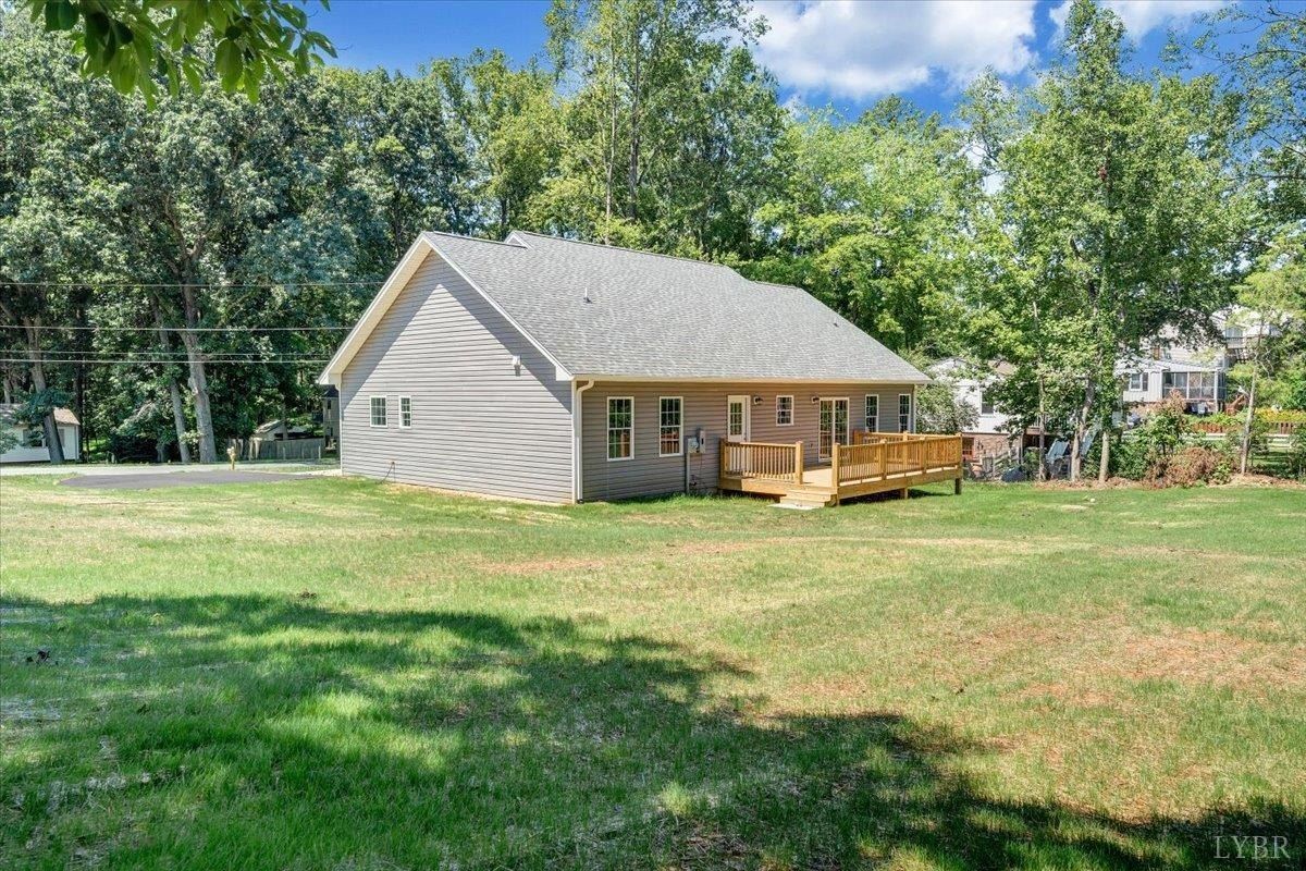 222 Graves Drive. Forest, VA 24551