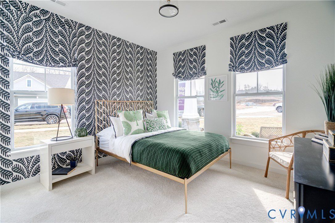 01  Canoe Pointe Loop Unit315. Moseley, VA 23120