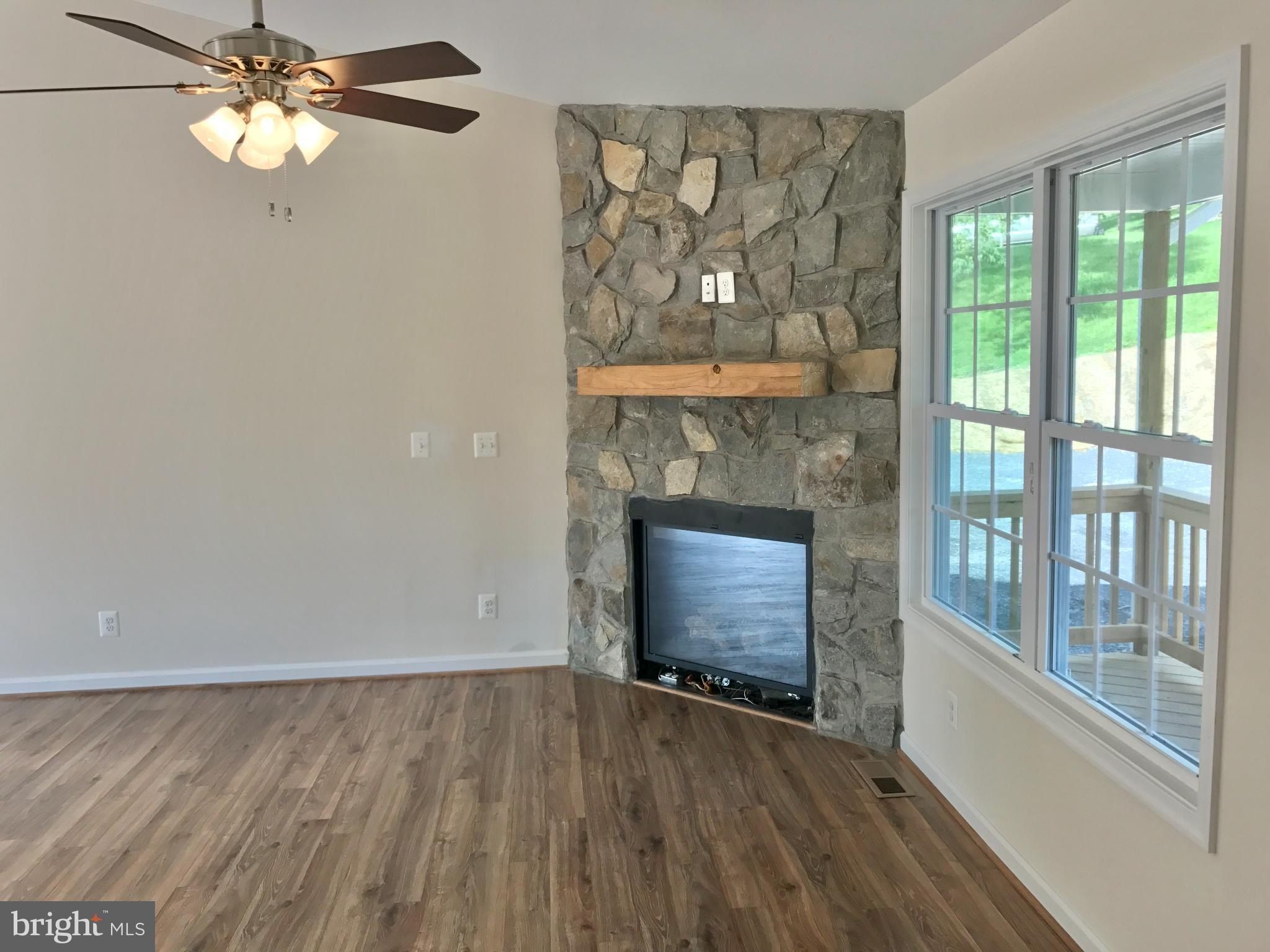 1730 High Top Road. Linden, VA 22642