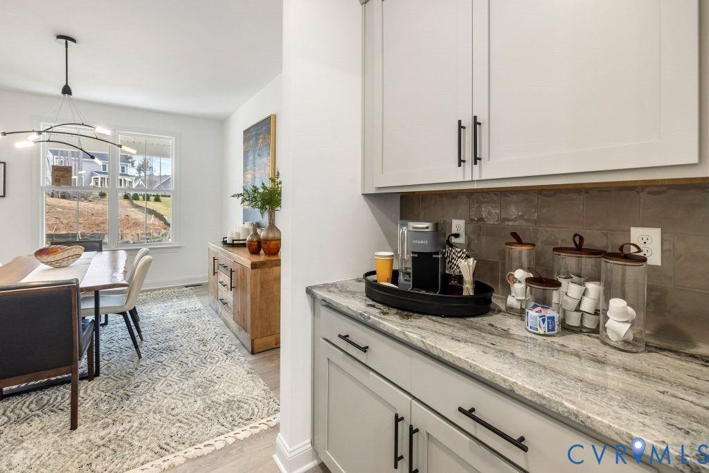15237 Barford Drive. Midlothian, VA 23112