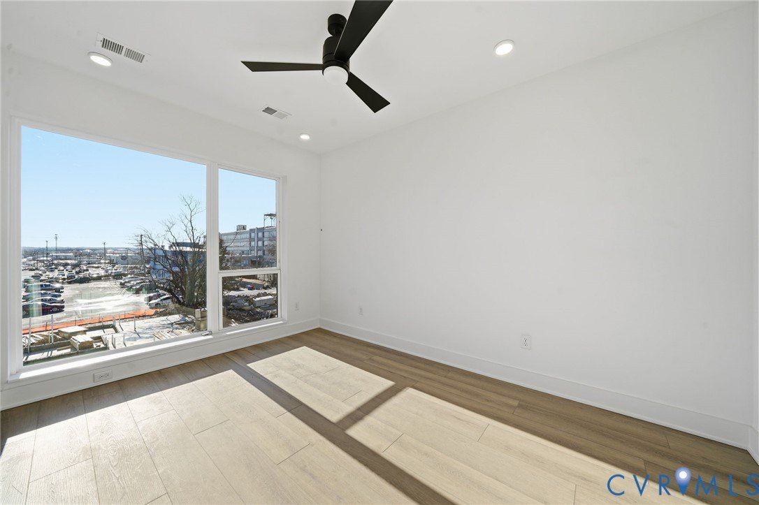 120 Manchester Mews. Richmond, VA 23224