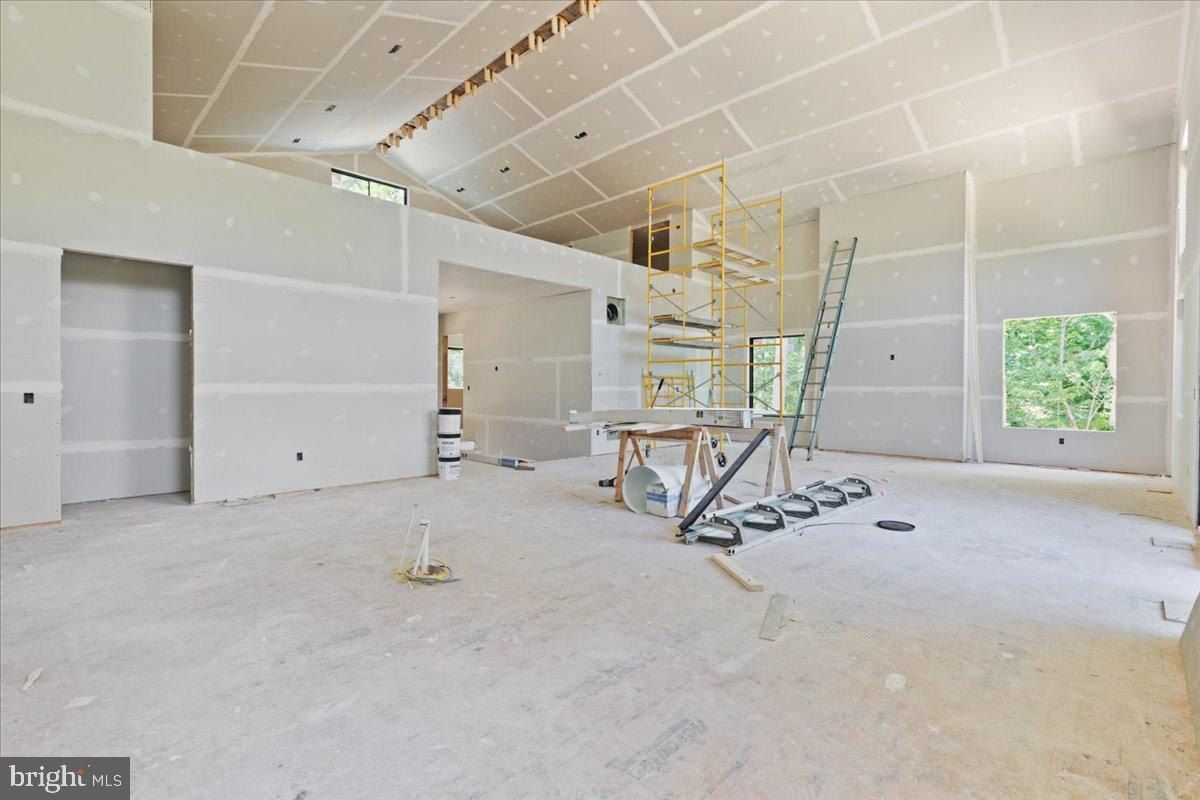 1346 Shipyard Road. Shenandoah, VA 22849