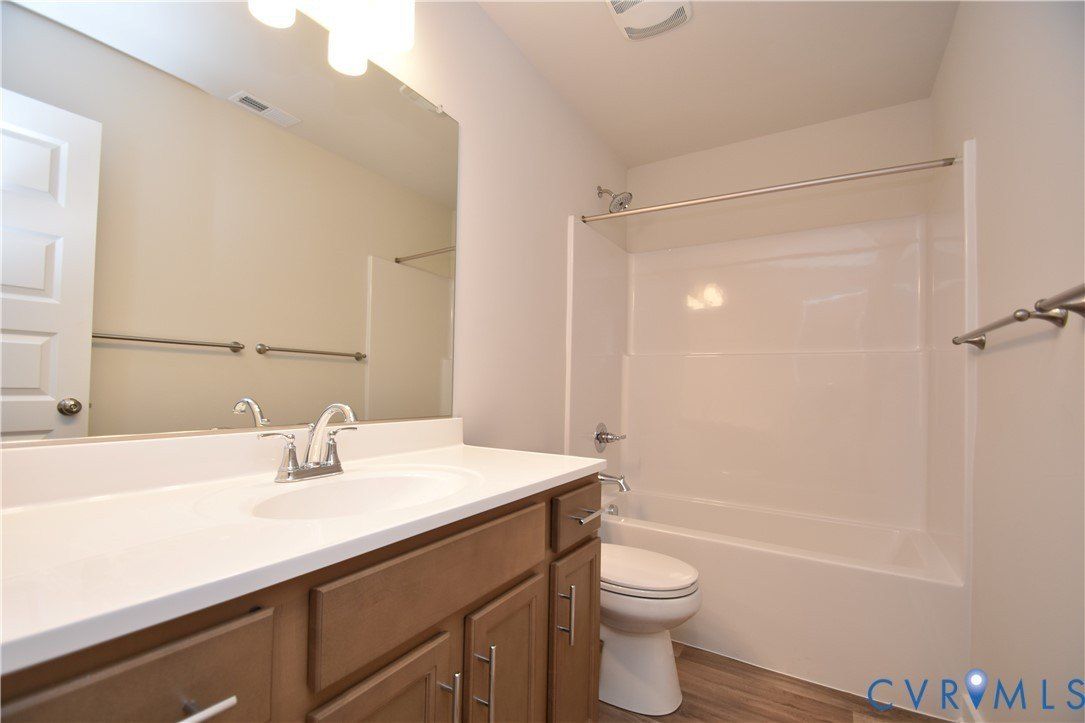 8209 Grantham Woods Way. Henrico, VA 23231