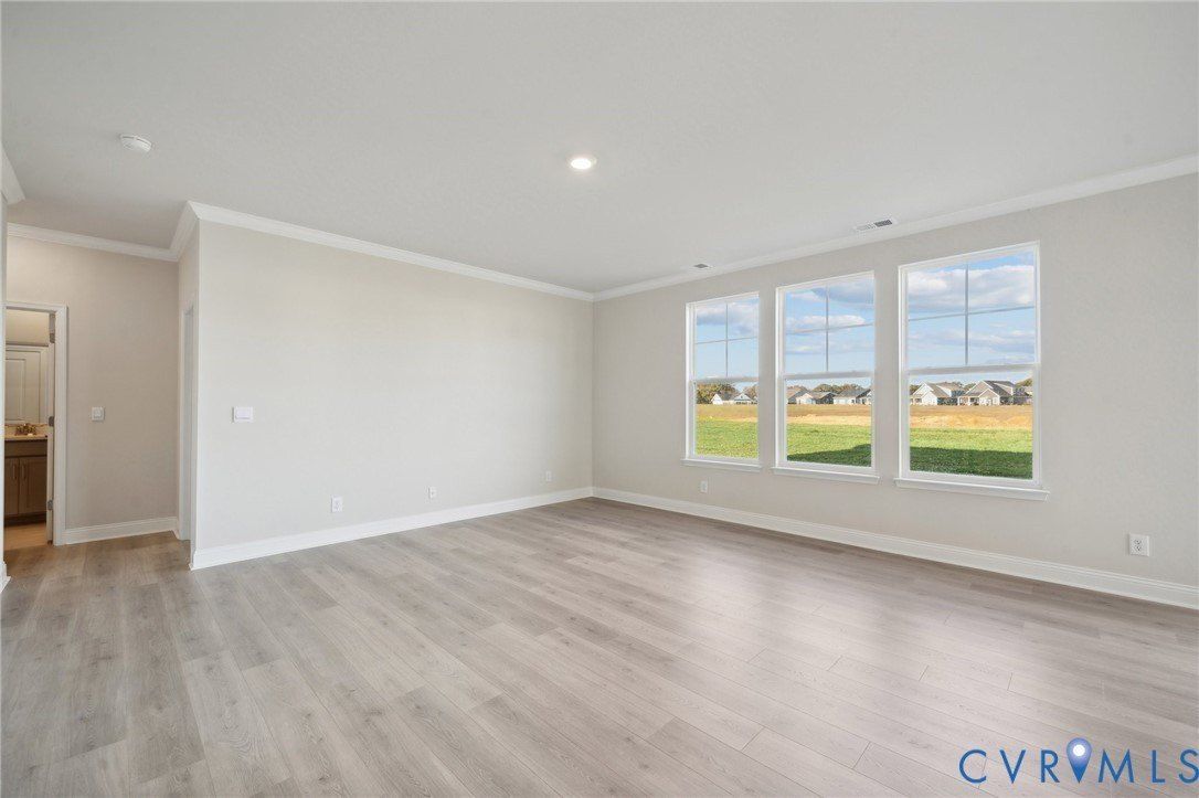 8813 Midmay Terrace. Chesterfield, VA 23832