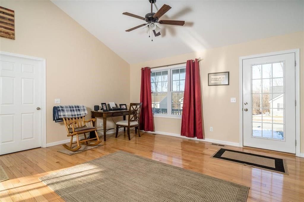 235 Holly Hill St. Broadway, VA 22815