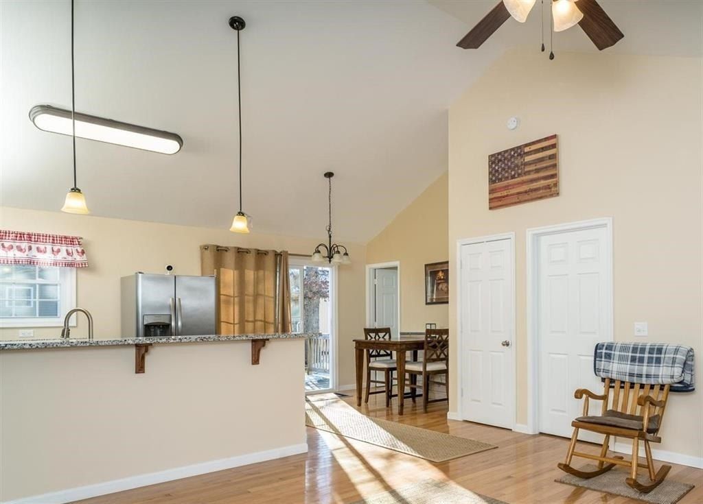245 Holly Hill St. Broadway, VA 22815