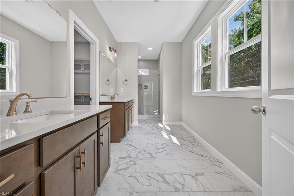 1356 Narrow Way. Virginia Beach, VA 23451