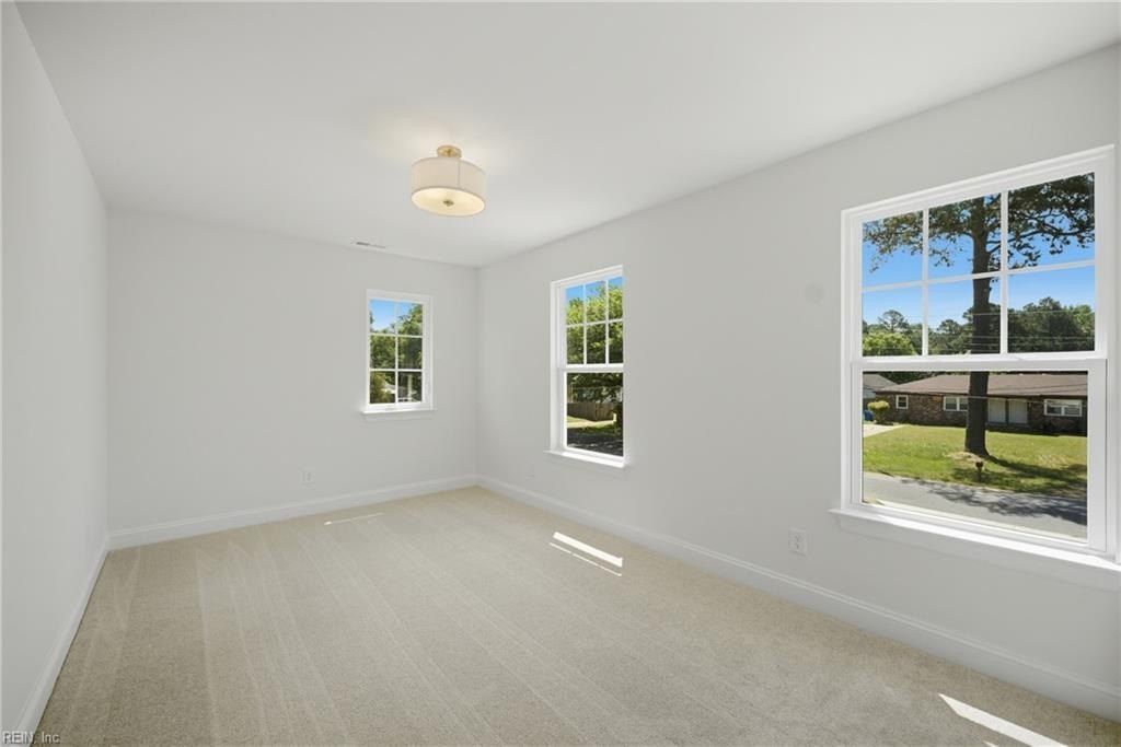 343 Ewell Lane. Chesapeake, VA 23322